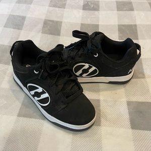 Size 3y Heelys